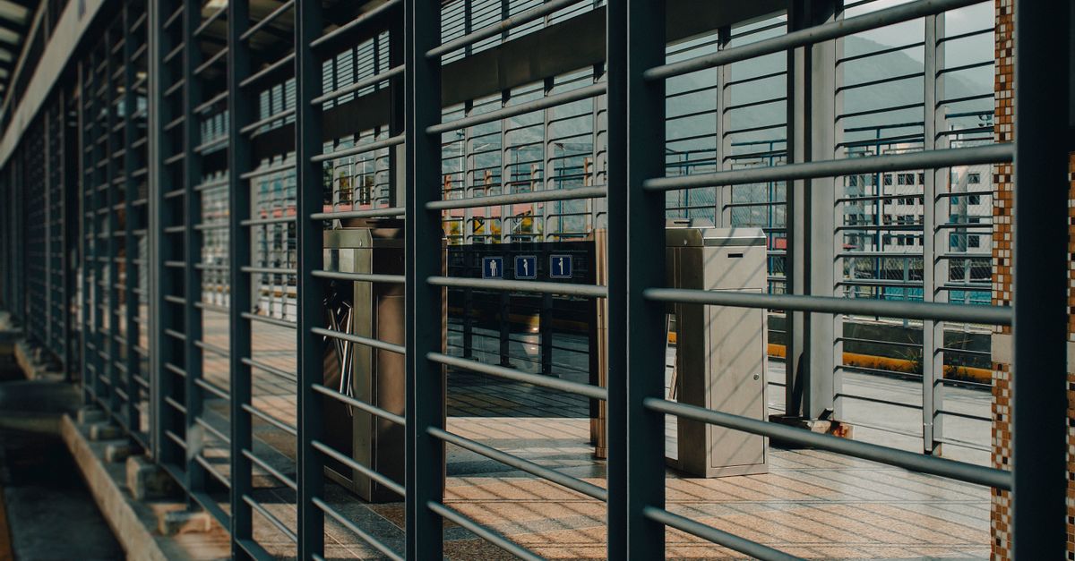 How to Read Hosting Resource Limits: CPU, RAM, Inodes