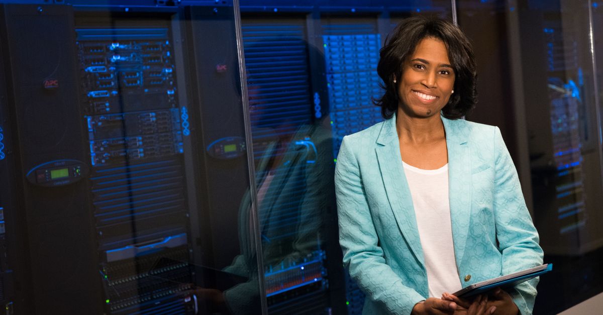 Windows Server 2022 Hotpatching Extended to October 2027